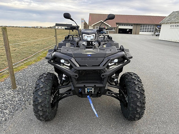 Polaris Sportsman XP1000 S - 40th Edition 4 of 13