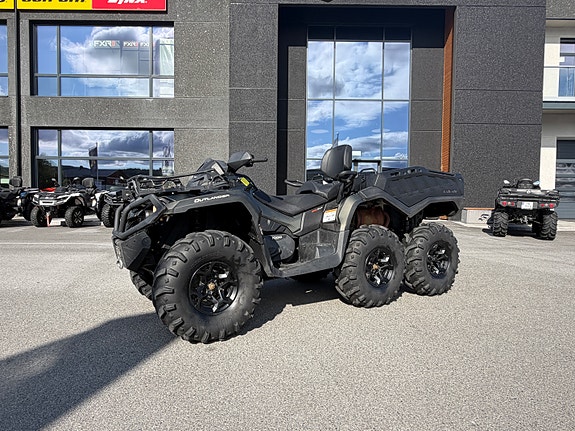 Can-Am Outl Max 6x6 XU+ 1000 2 of 7