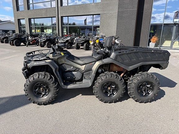 Can-Am Outl Max 6x6 XU+ 1000 3 of 7