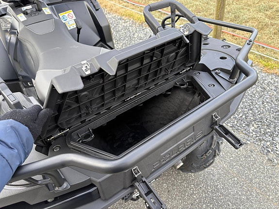 Polaris Sportsman 570 EPS Black Edition 12 of 16
