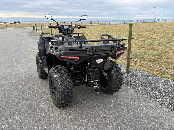 Polaris Sportsman 570 EPS Black Edition 11 of 16