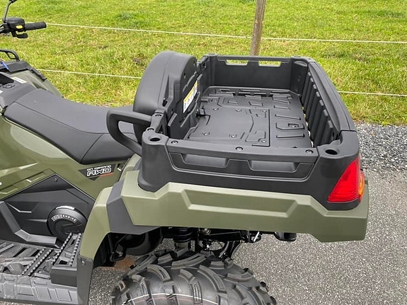 Polaris Sportsman 570 X2 EPS 8 of 17