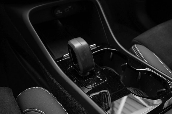 Volvo C40 13 of 30