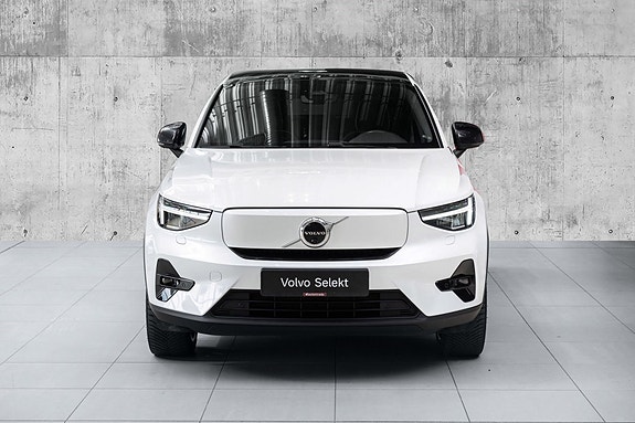 Volvo C40 2 of 30