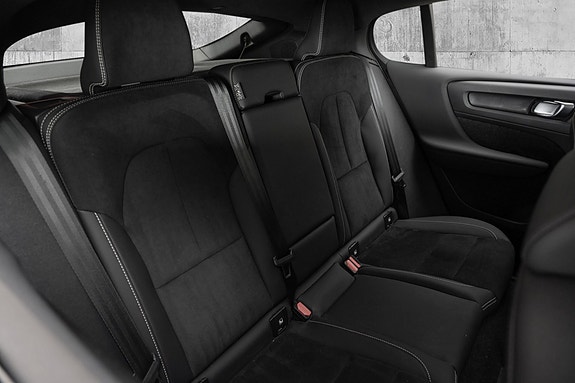 Volvo C40 27 of 30