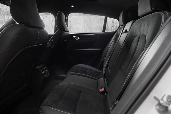 Volvo C40 18 of 30