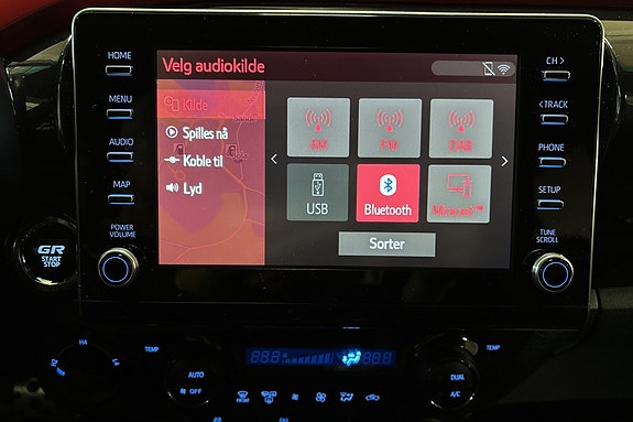 Toyota HiLux 19 of 27