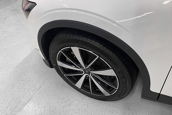 Polestar 2 14 of 15