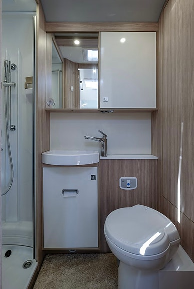Bürstner Bürstner IXEO BT 720. Kom med bud 28 of 30