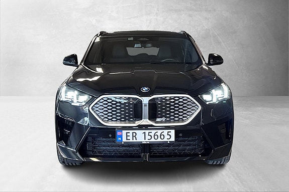 BMW iX2 3 of 30