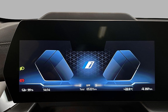 BMW iX2 15 of 30