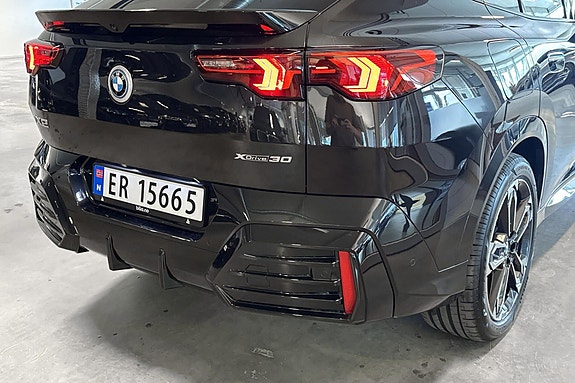 BMW iX2 6 of 30