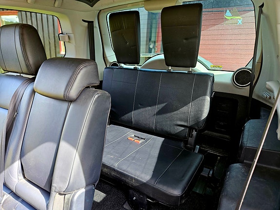Mitsubishi Pajero 15 of 21