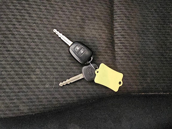 Toyota Verso-S 18 of 30