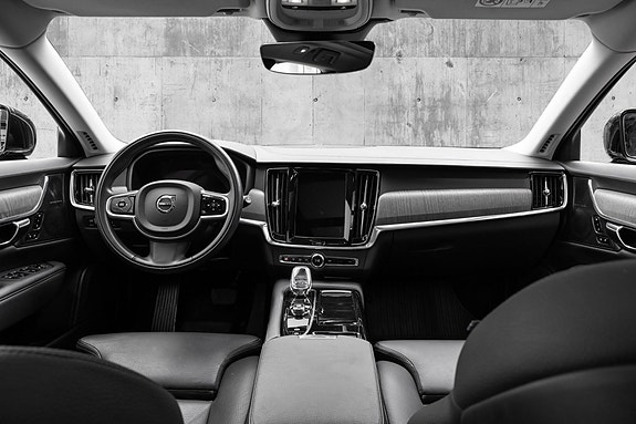 Volvo V90 21 of 29