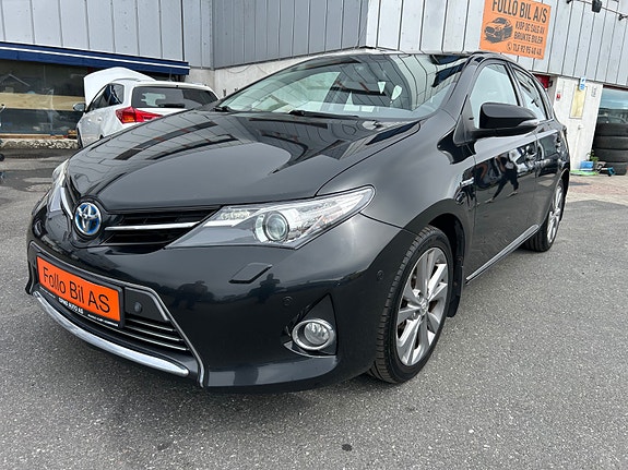 Toyota Auris 6 of 29