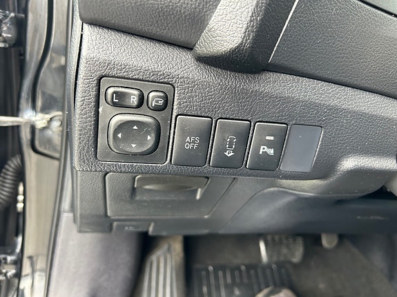 Toyota Auris 24 of 29