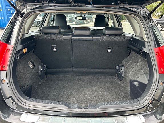 Toyota Auris 15 of 29