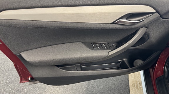 BMW X1 8 of 16