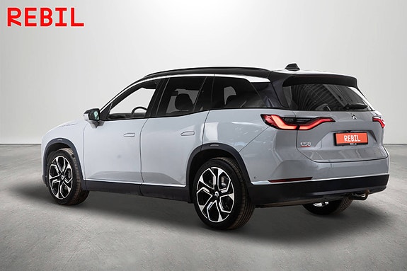 NIO ES8 5 of 30