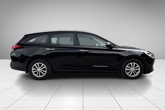 Hyundai i30 4 of 25
