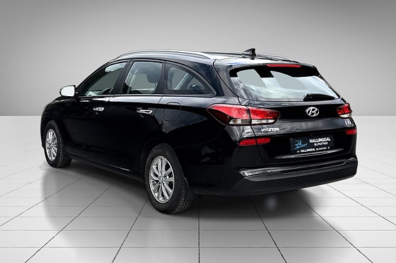 Hyundai i30 7 of 25