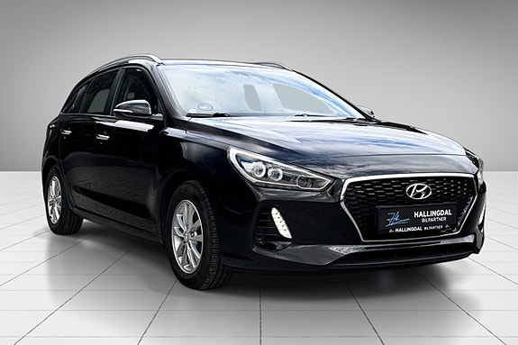 Hyundai i30 3 of 25