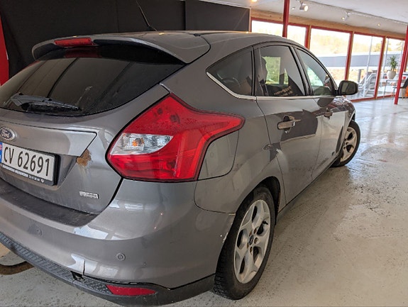 Ford Focus 5 of 28