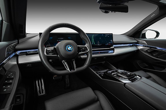 BMW i5 17 of 30