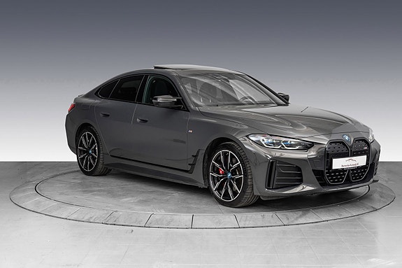 BMW i4 10 of 30