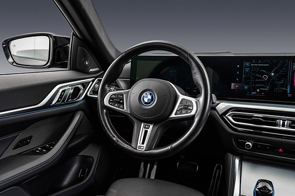 BMW i4 22 of 30