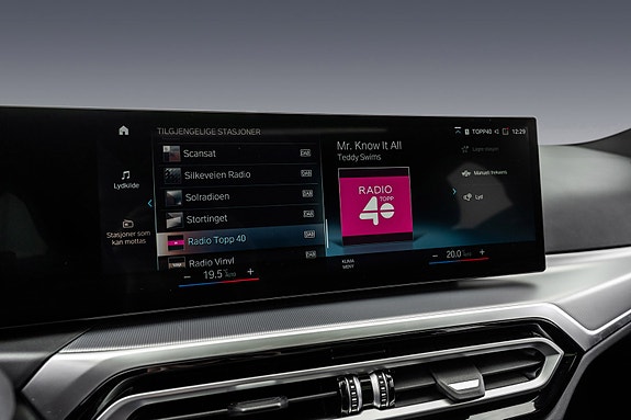 BMW i4 30 of 30
