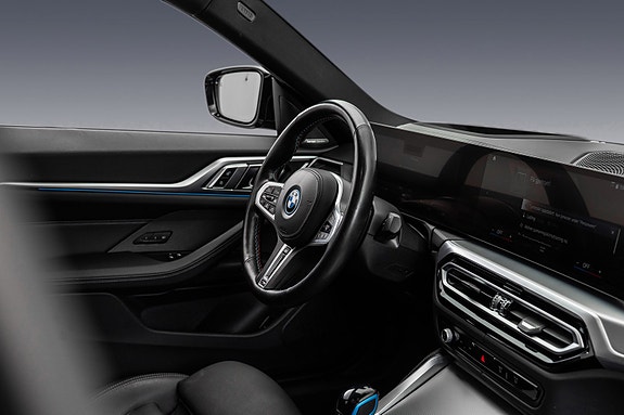 BMW i4 19 of 30