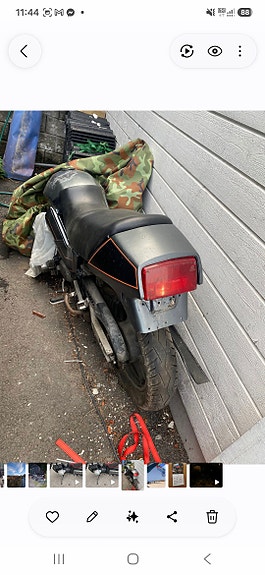 Suzuki GSX750ES 2 of 3