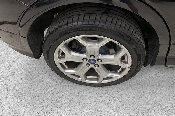 Ford Kuga 15 of 16