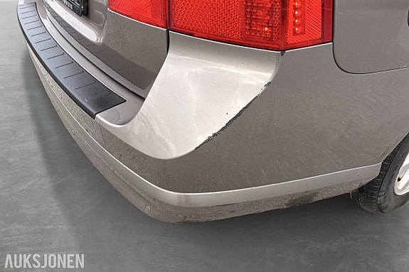 Volvo V70 15 of 16