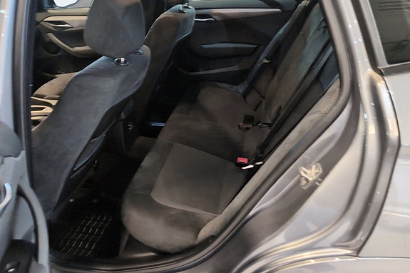 BMW X1 15 of 18