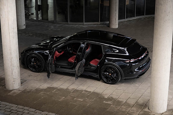 Porsche Taycan 4 3 of 30