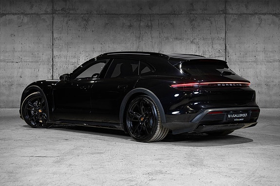 Porsche Taycan 4 13 of 30