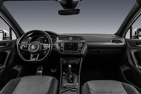 Volkswagen Tiguan 19 of 30