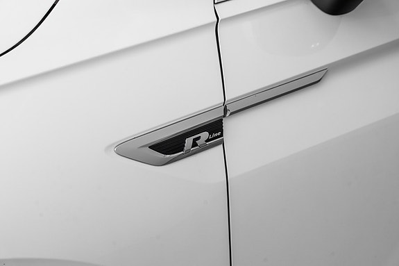 Volkswagen Tiguan 17 of 30