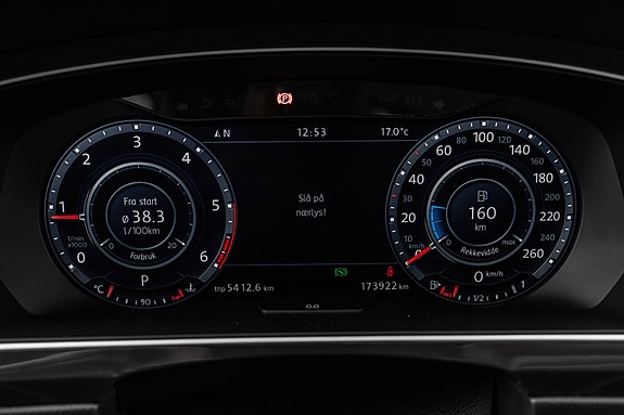 Volkswagen Tiguan 30 of 30