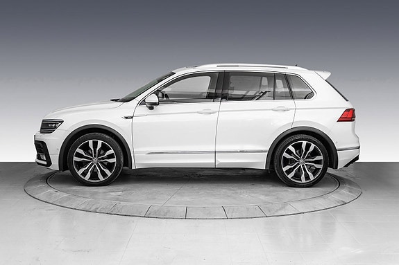Volkswagen Tiguan 4 of 30