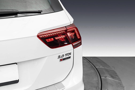 Volkswagen Tiguan 8 of 30