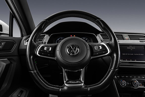 Volkswagen Tiguan 26 of 30
