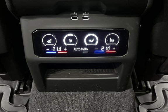 BMW i5 18 of 21