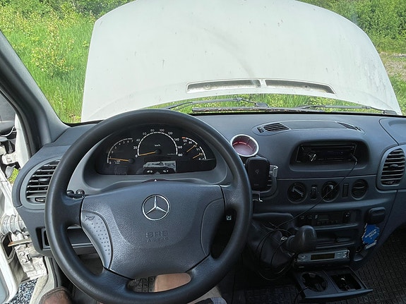 Mercedes-Benz Sprinter 413 14 of 30