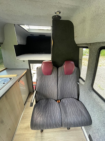 Mercedes-Benz Sprinter 413 24 of 30