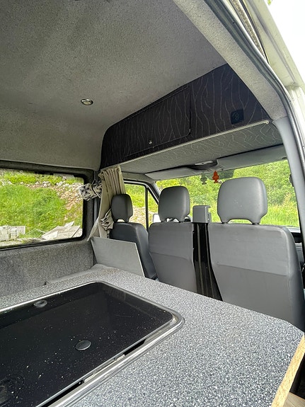 Mercedes-Benz Sprinter 413 27 of 30