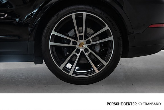 Porsche Cayenne 14 of 30